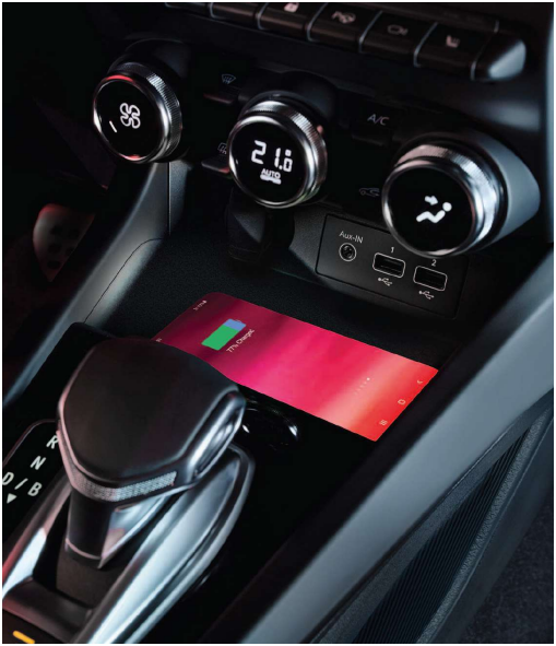 RENAULT ARKANA 
E-TECH HYBRID — acceso fácil a la navegación y mucho más