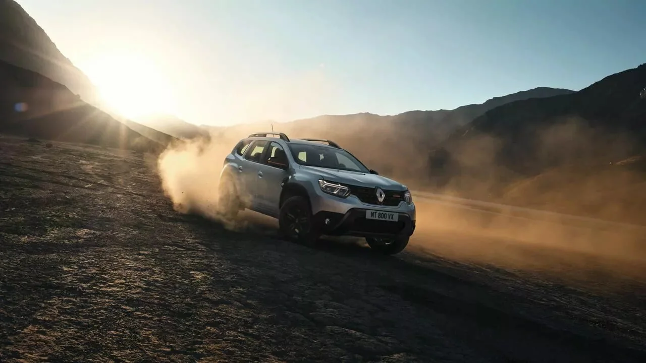 RENAULT DUSTER — haz de tu vida una gran aventura