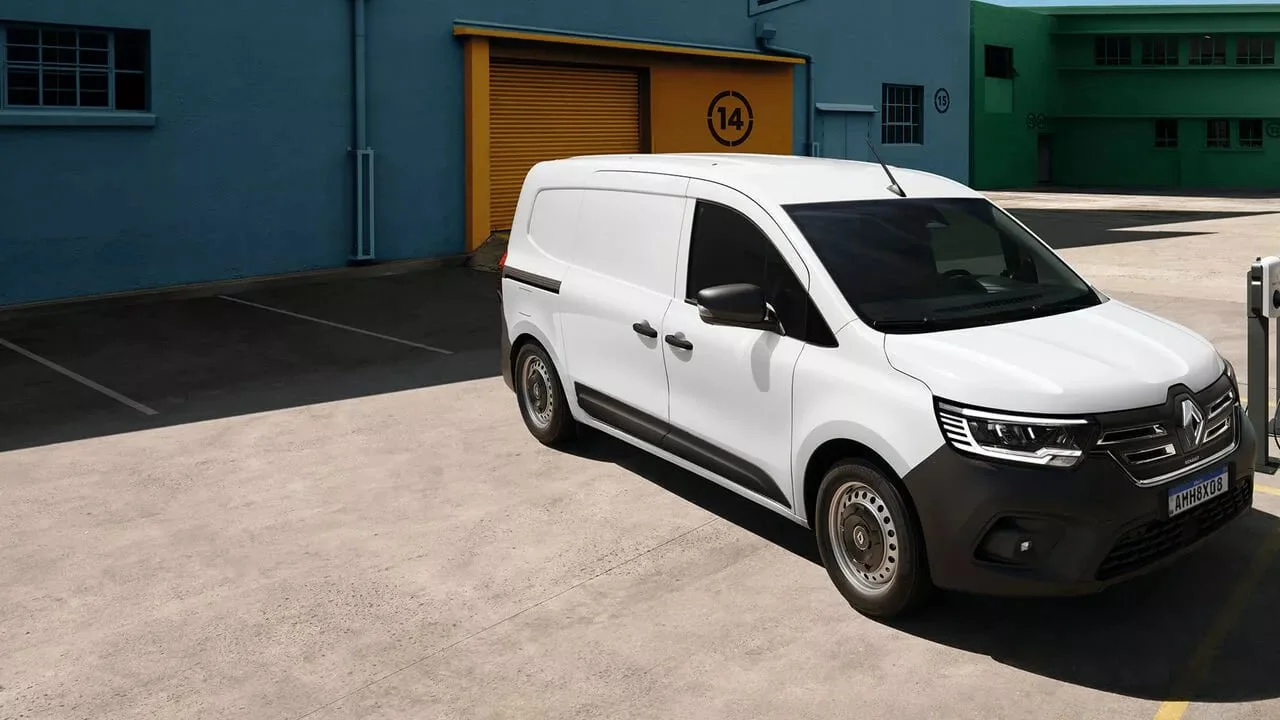 RENAULT KANGOO E-TECH 
                           100% ELÉCTRICO — más seguridad para tu operación