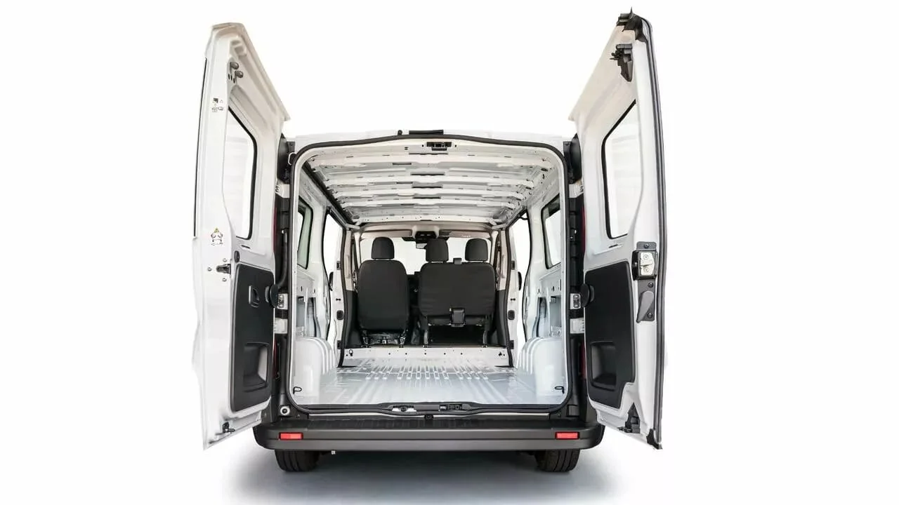 RENAULT TRAFIC — características hechas a la medida