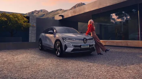 Renault vehículos eléctricos E-Tech — concesionario Los Coches Yopal